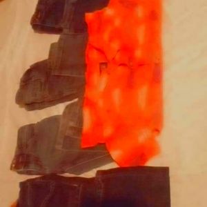 Boys 4t lot jeans are levi